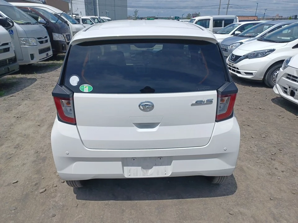 Daihatsu Mira e:S LA350S 2021